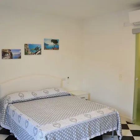 Amalfi Coast Bed & Breakfast 4*