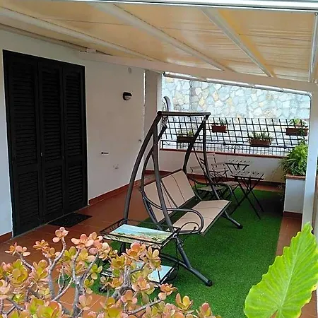 Amalfi Coast Alojamento de Acomodação e Pequeno-almoço 3*